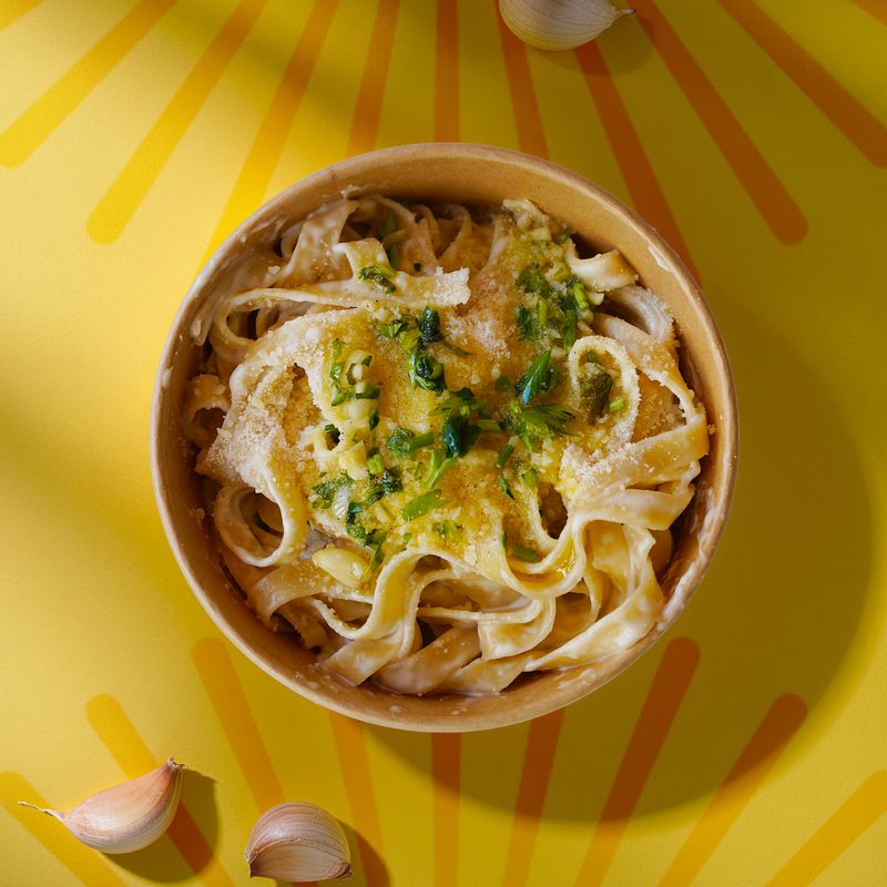 Fettuccine Aglio e Olio with olive oil, garlic and parsley